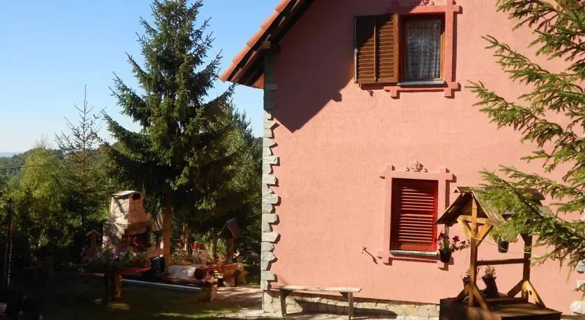 Studios Tri pahulje