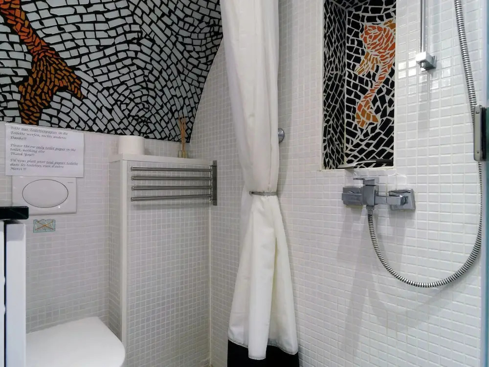 Contemporary Apartment in Kreuzberg, Berlin