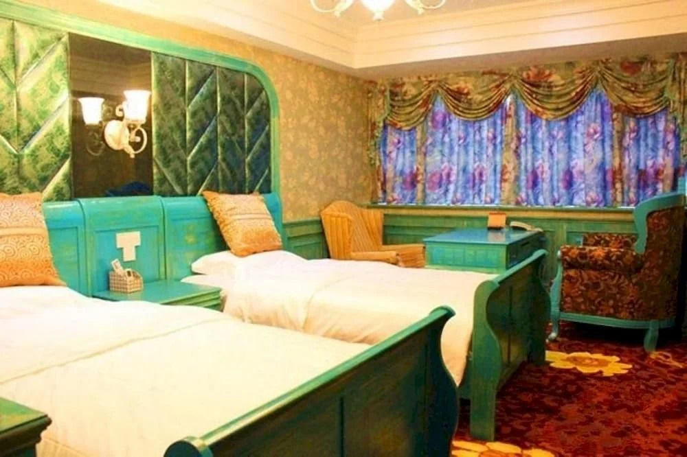 Golf Hotel