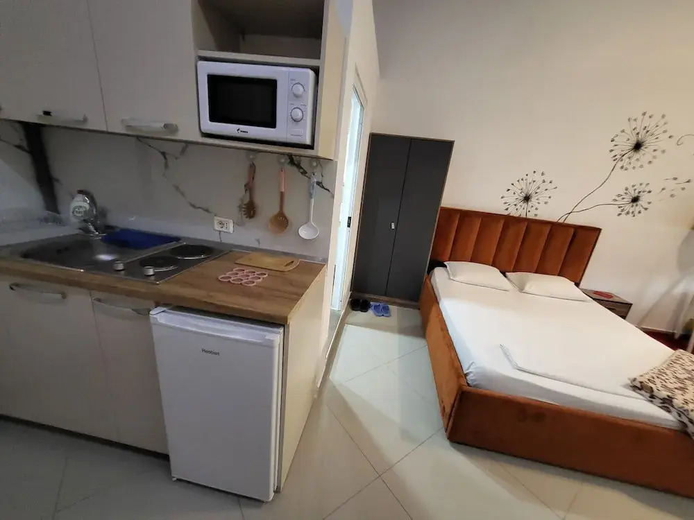 Isabel Rooms