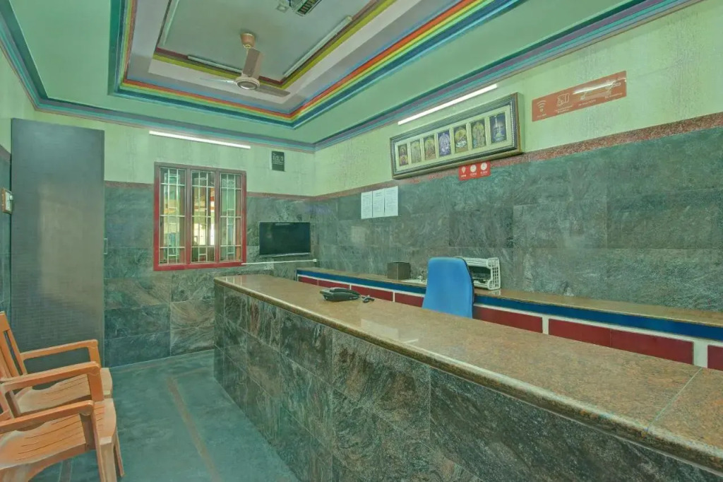 OYO 23672 Annai Residency