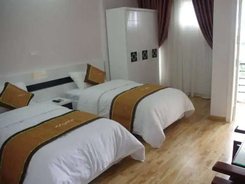 Xala Night Guest House