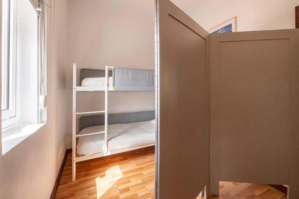 A whole house designed for remote work near center and metro