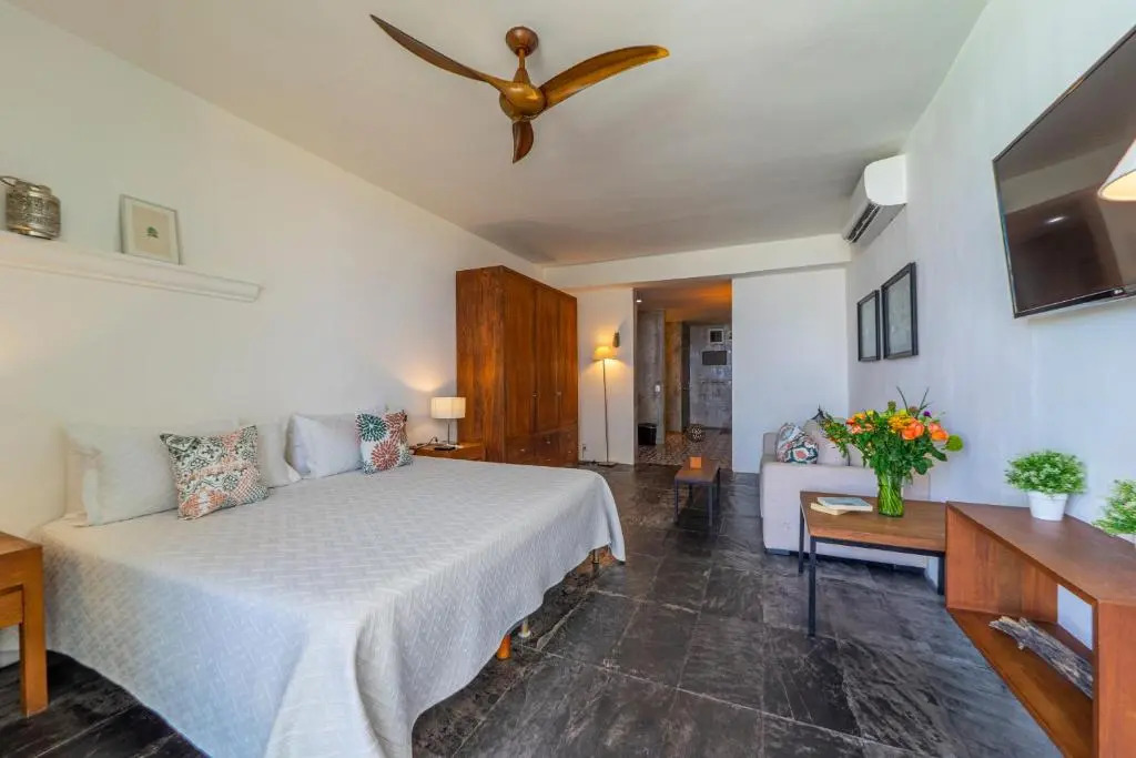 Suites at Sapphire Ocean Club