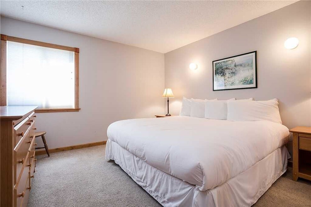 RidgeCrest Condominiums - 307