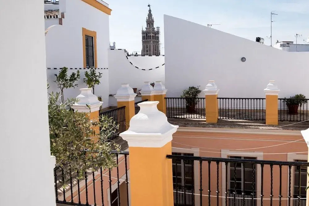 Palacio Marmoles by Valcambre