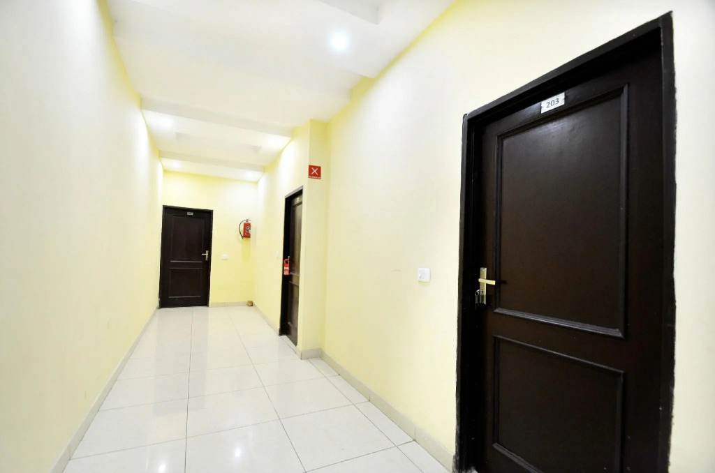 OYO 3004 hotel royal orbit
