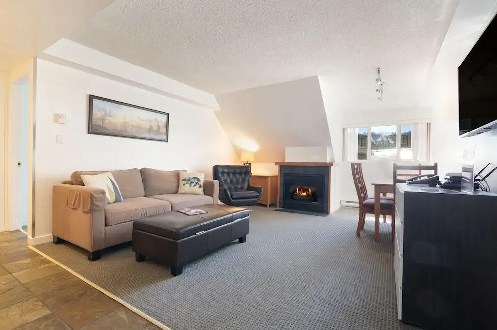 Whistler Village Inn & Suites