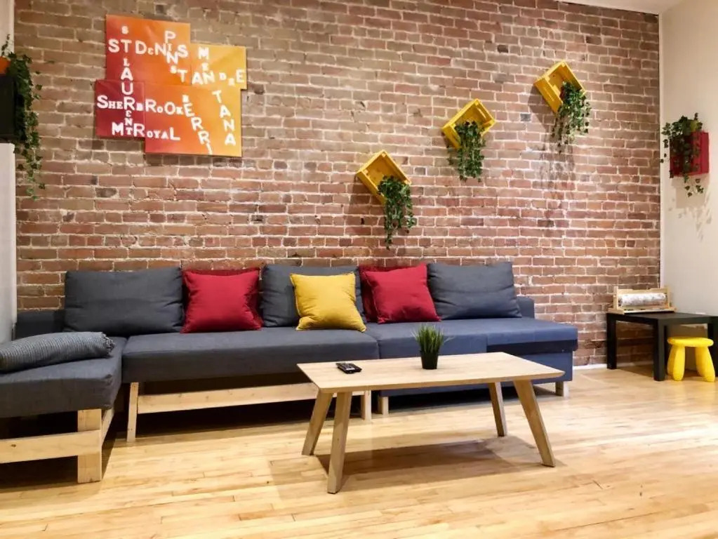 3-Bedroom Apartment on Montreal’s St-Denis Street