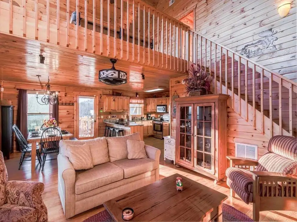 Gatlinburg Summit Views 2 Bedroom Home with Hot Tub