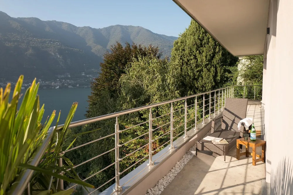 Villa Olivo - by MyHomeInComo