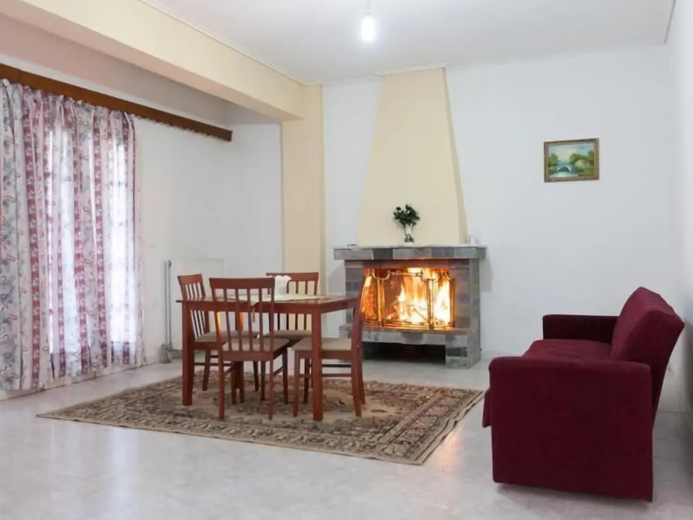 Elatos Apartments