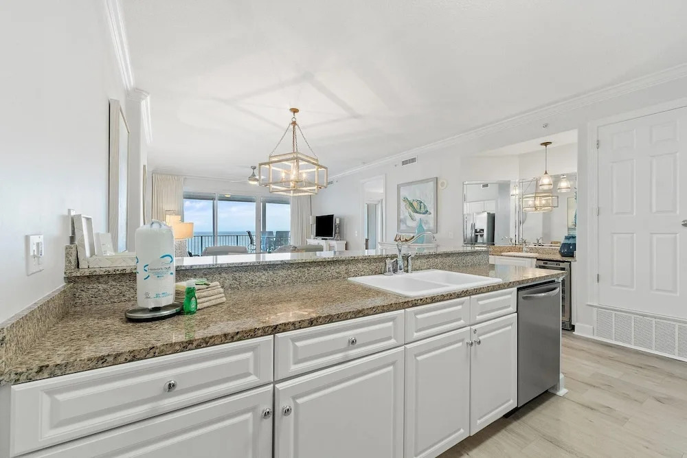 Regency Isle 503