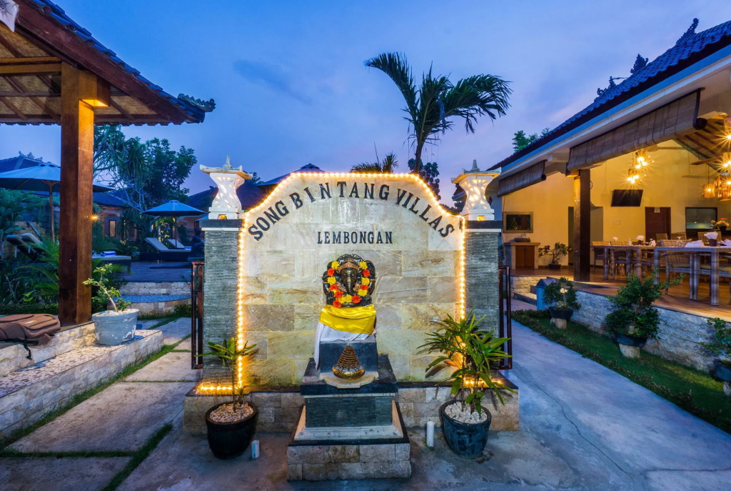 Song Bintang Villas