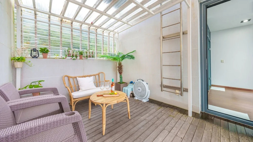 Gyeongju Wave Dokchae Poolvilla Pension