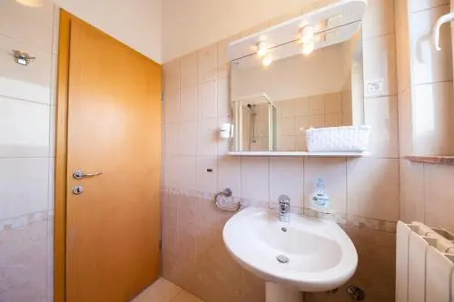 Apartments Leonarda