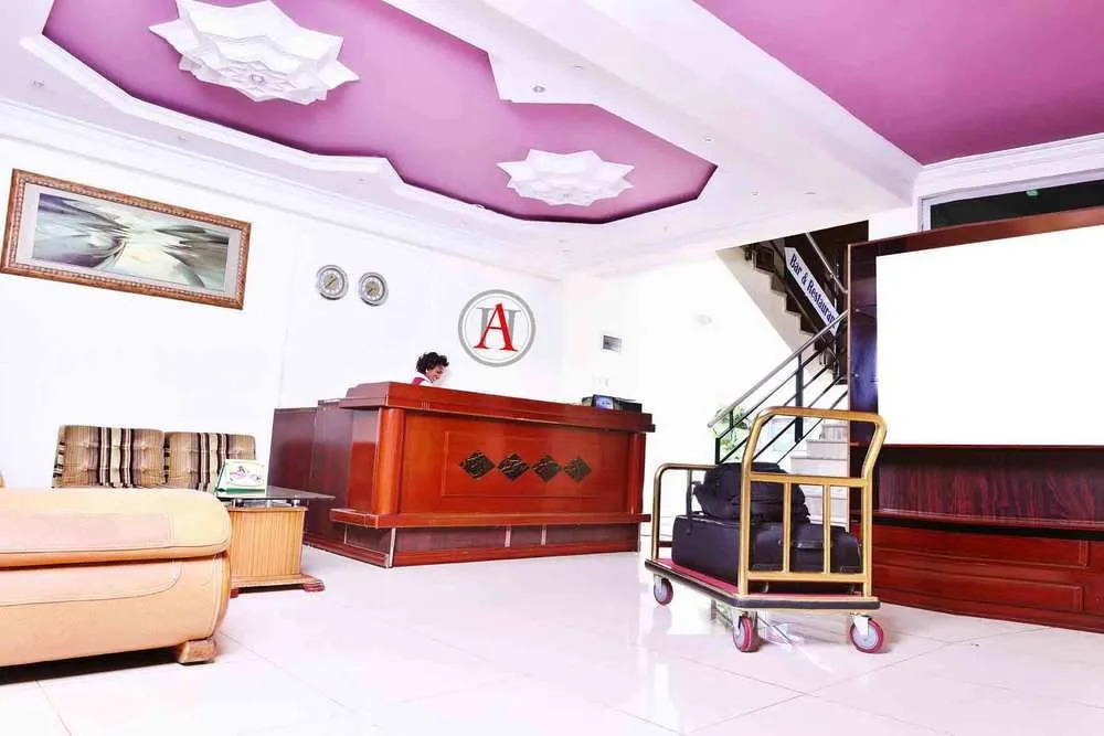 Adams Hotel