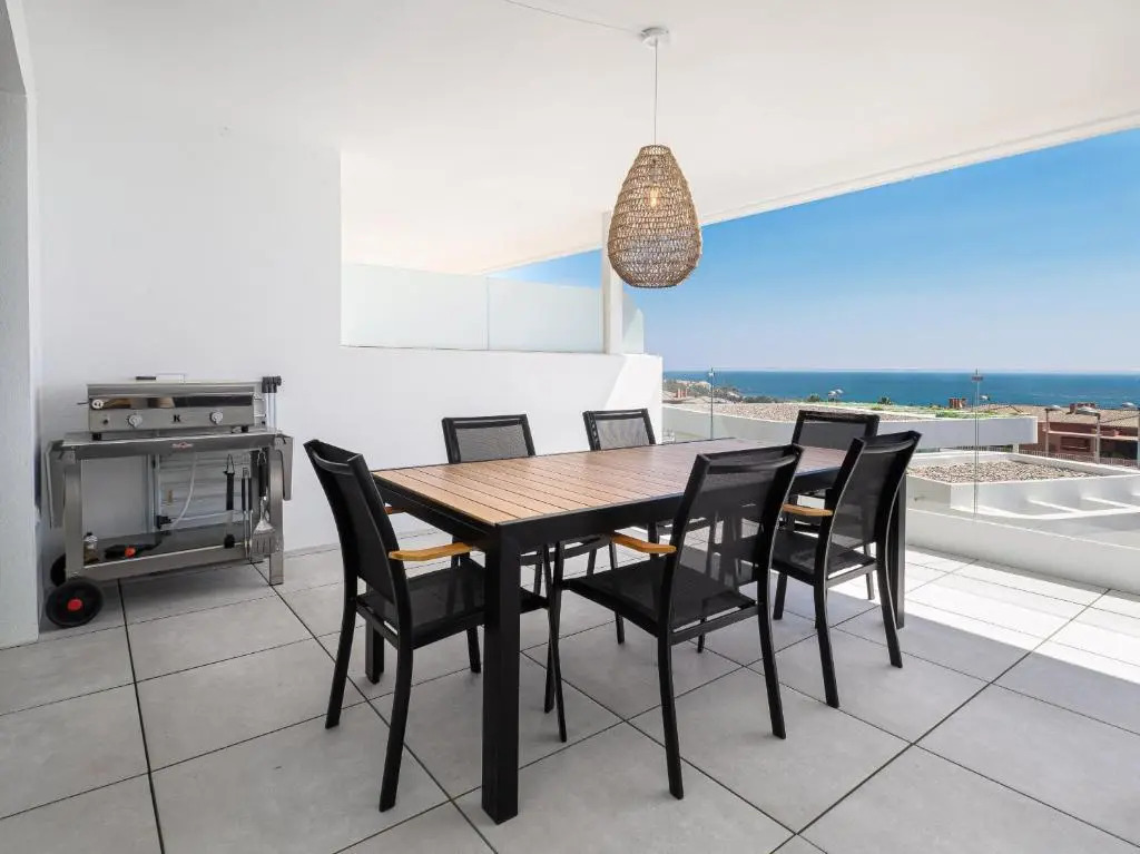 Via Celere 2325 Luxury Sea View Appartment