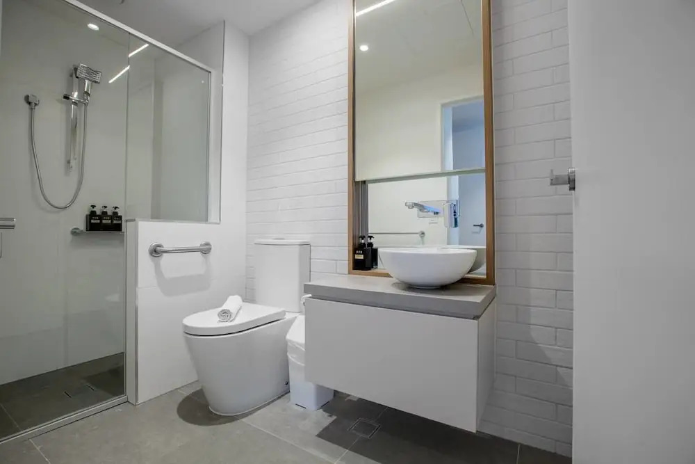 61*Boutique one-bedroom*Boxhill Central*Mall