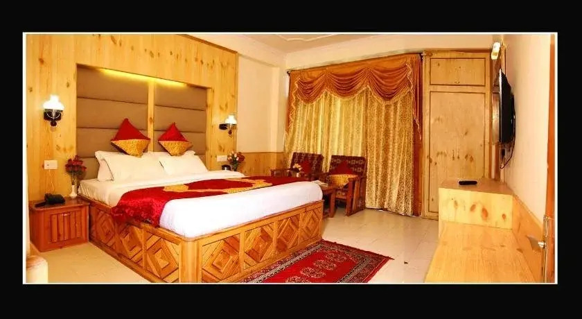 Hotel Surya International - Manali
