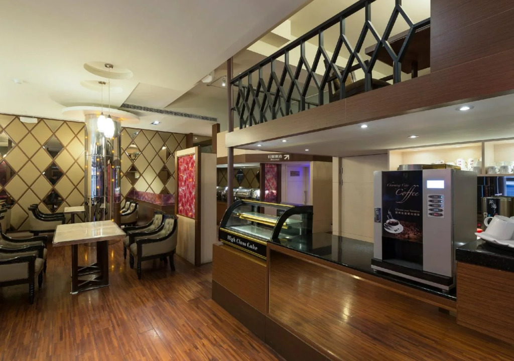 Erin Hotel