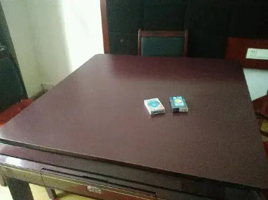 Yifeng Materials Hotel