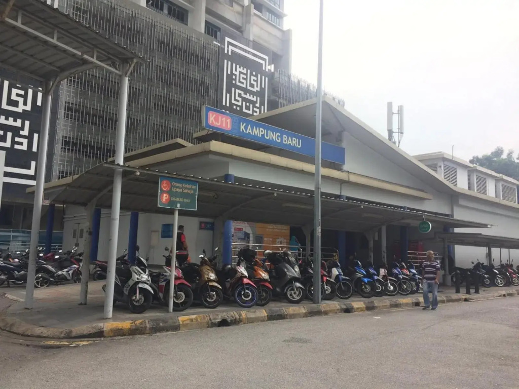 Legasi Kg Bharu Kuala Lumpur City centre Walk to KLCC next to LRT train KL tower view 3room 2 bathroom