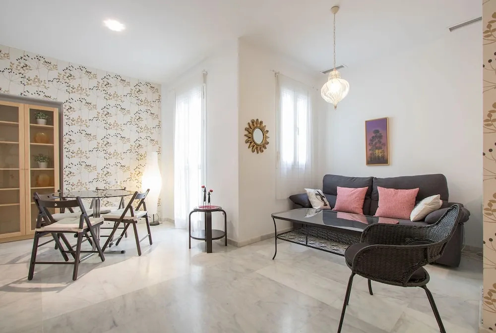 Redes Central Suite By Valcambre