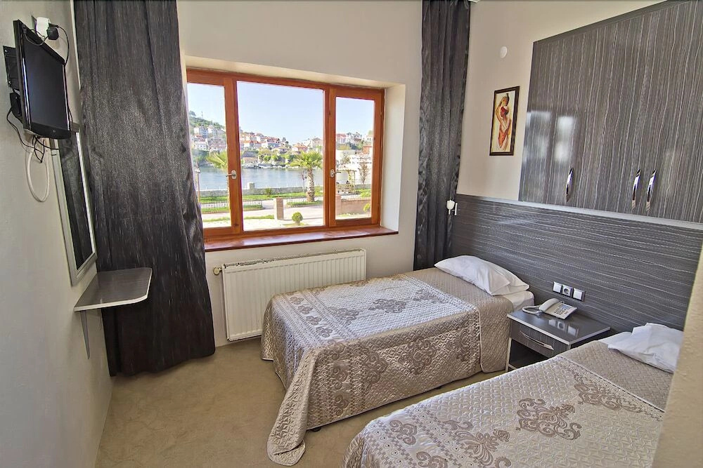 Ozgun Otel