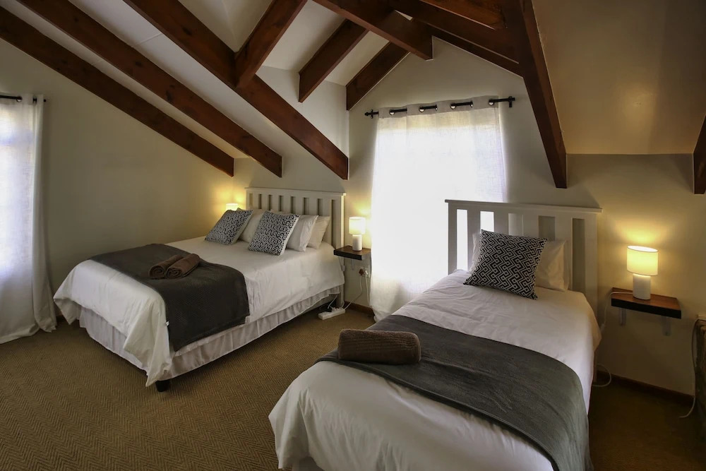 Affie Plaas, Langebaan 8-sleeper