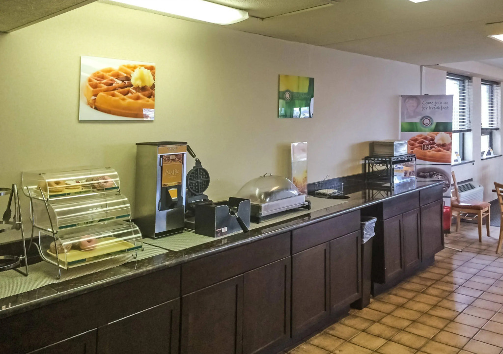 Comfort Inn & Suites Wyomissing-Reading