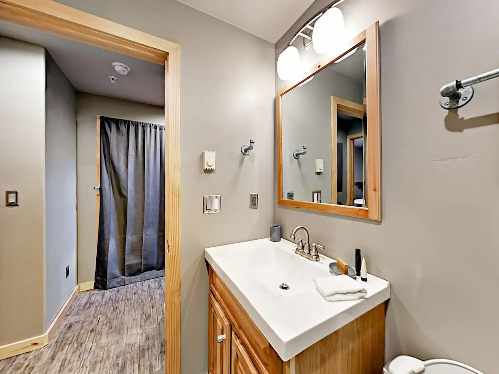 Matterhorn Unit #10 - 2 Br Condo