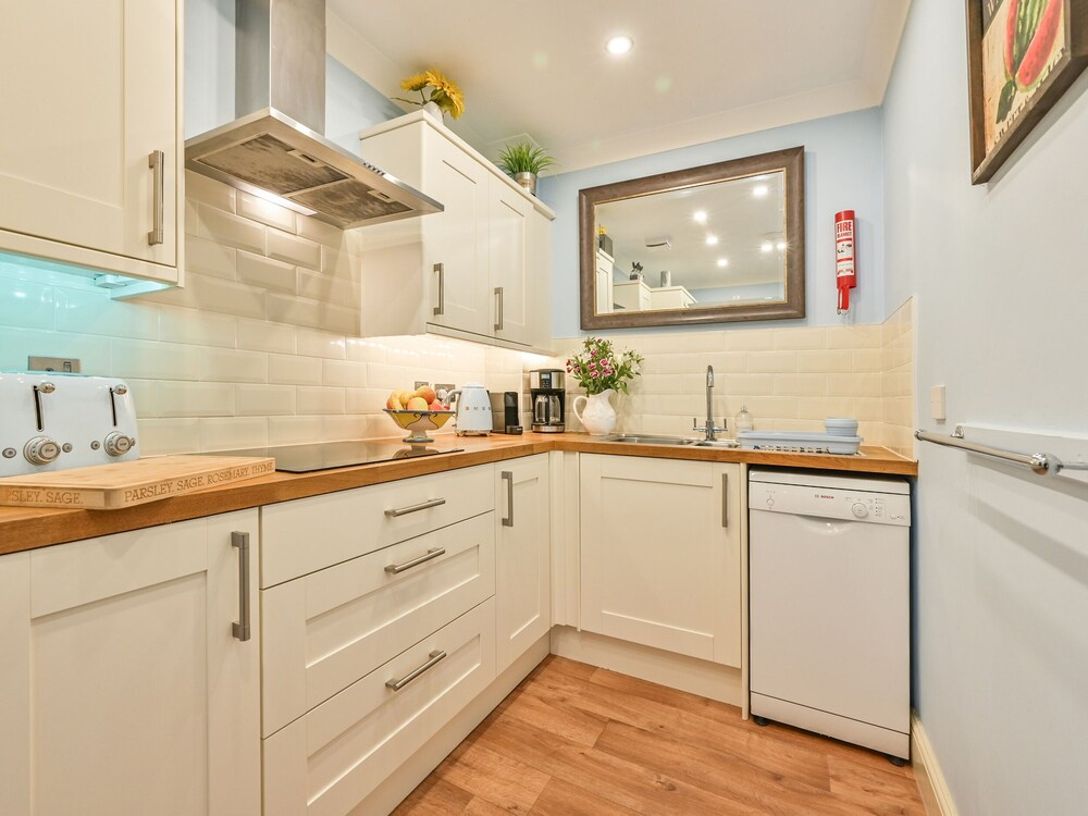 Muntham Deluxe Apartment 3