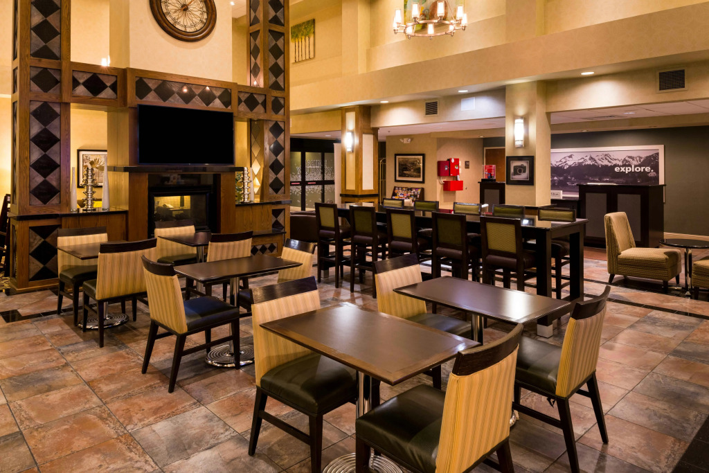 Hampton Inn & Suites Carson City