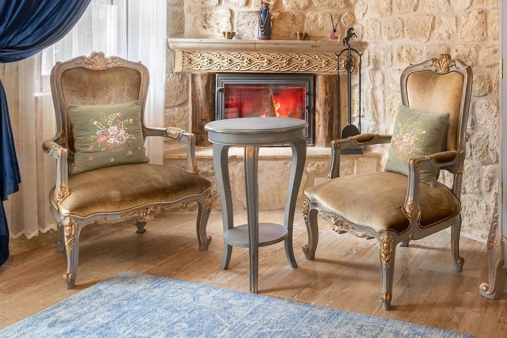Elysion Cave Suites