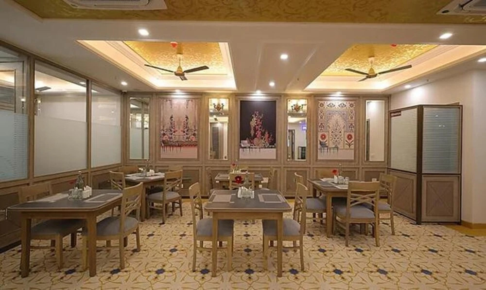 Fabhotel Prime Hampton By Ic'S