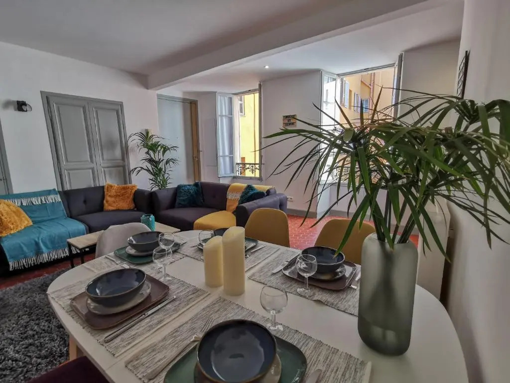 Appart Hotel Centifolia - Place aux aires
