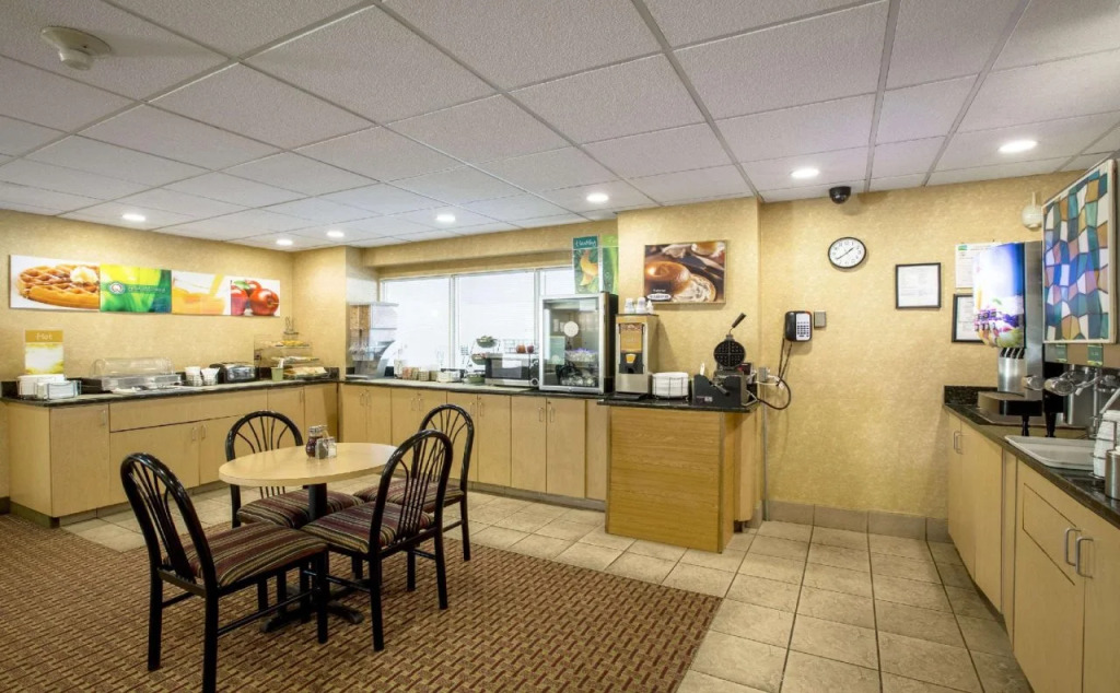 Quality Inn & Suites Council Bluffs - Omaha East