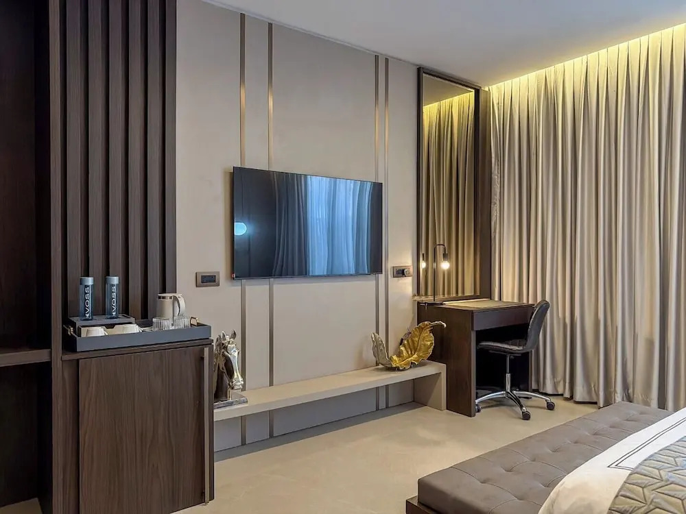 The Lusso Hotel