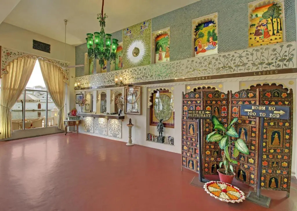 Lake Pichola Hotel