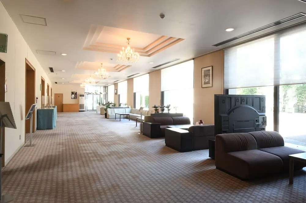 Ina Prince Hotel