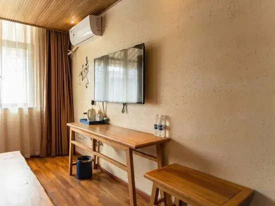 Yixian Sunshine Travel Inn (Xinxiang Hongmen University Town Branch)