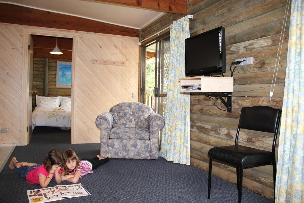 Lazy Acre Log Cabins