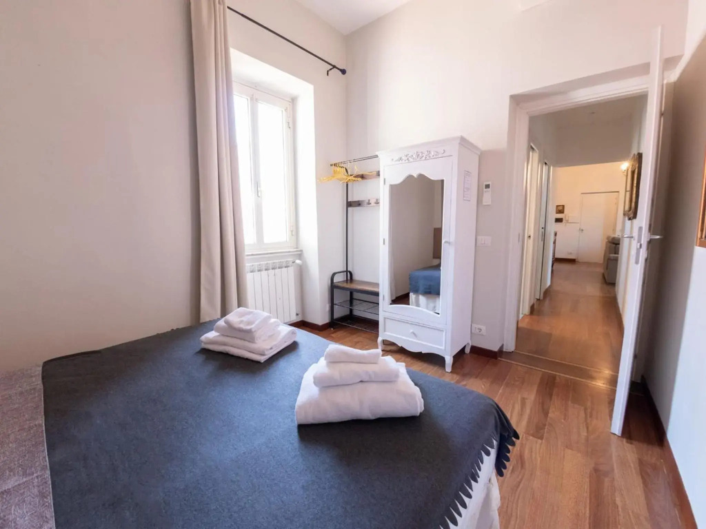 The Best Rent - Beautiful two-bedroom apartment near Colosseo