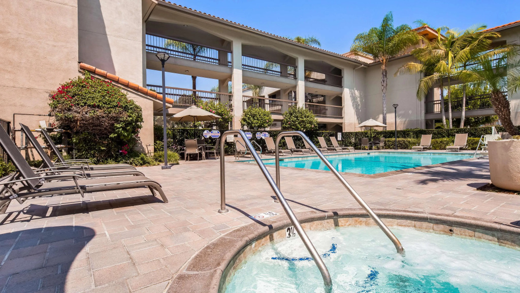 Best Western Plus Orange County Airport North