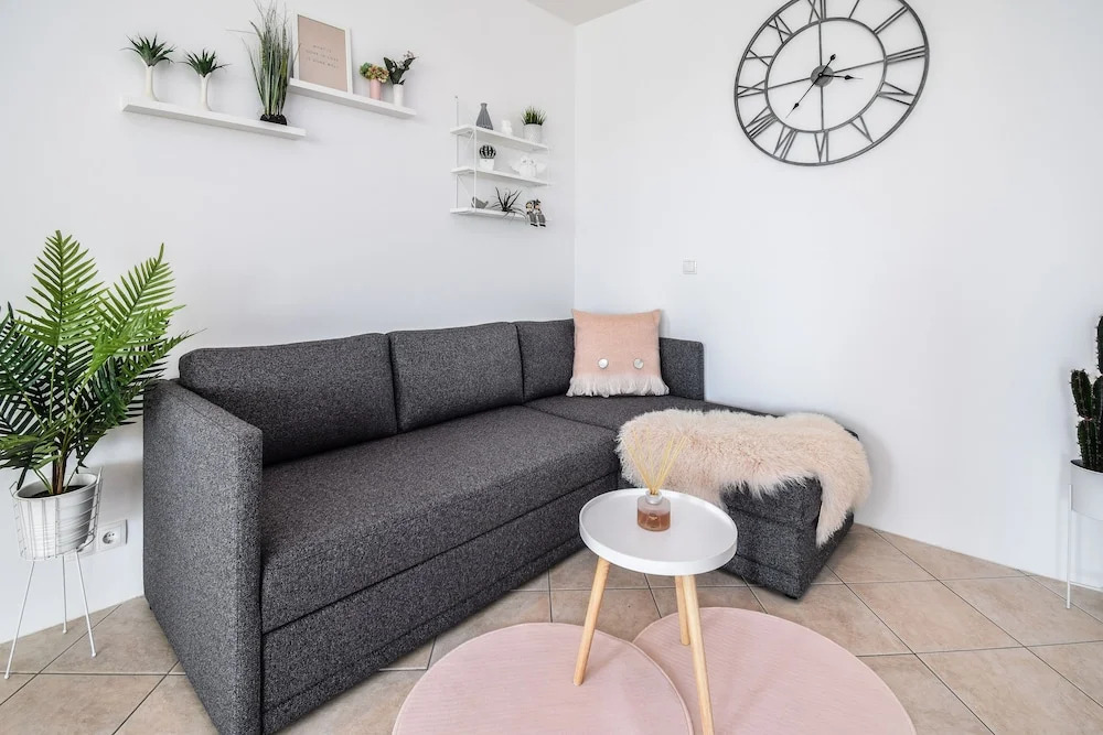 House Þ1