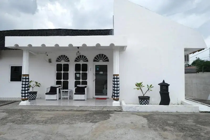 Dewi Residence 1