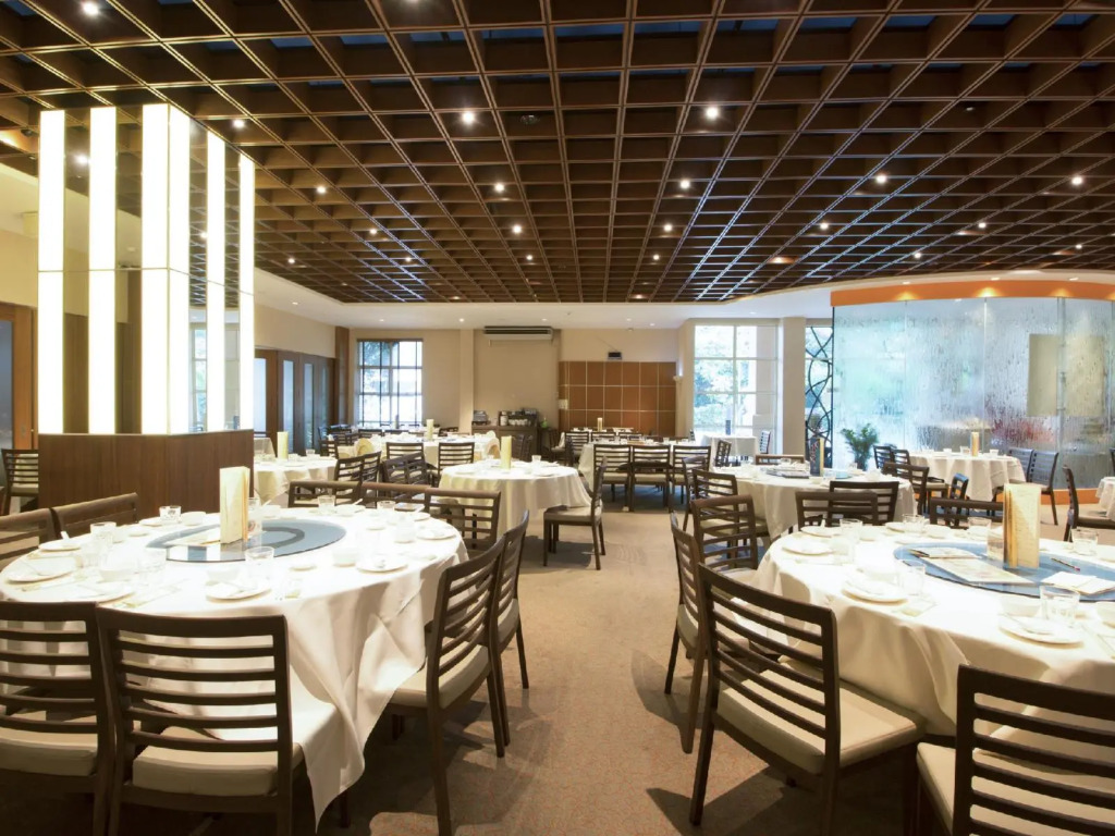 Arena Suites