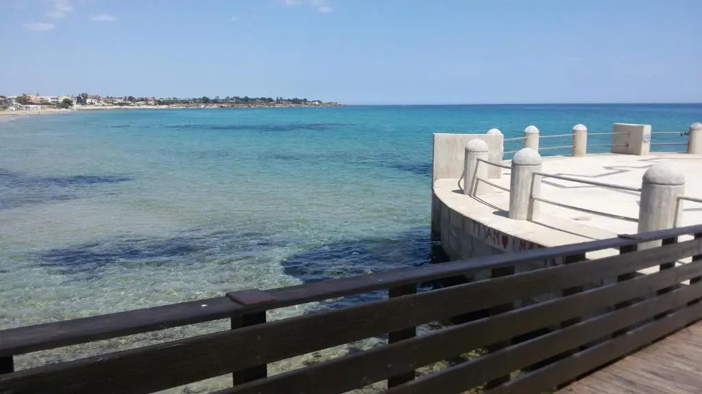 Avola Holidays