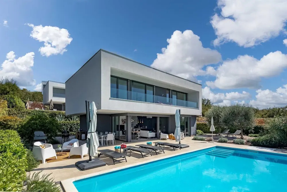 Villa Irma with heated Pool by aneo travel
